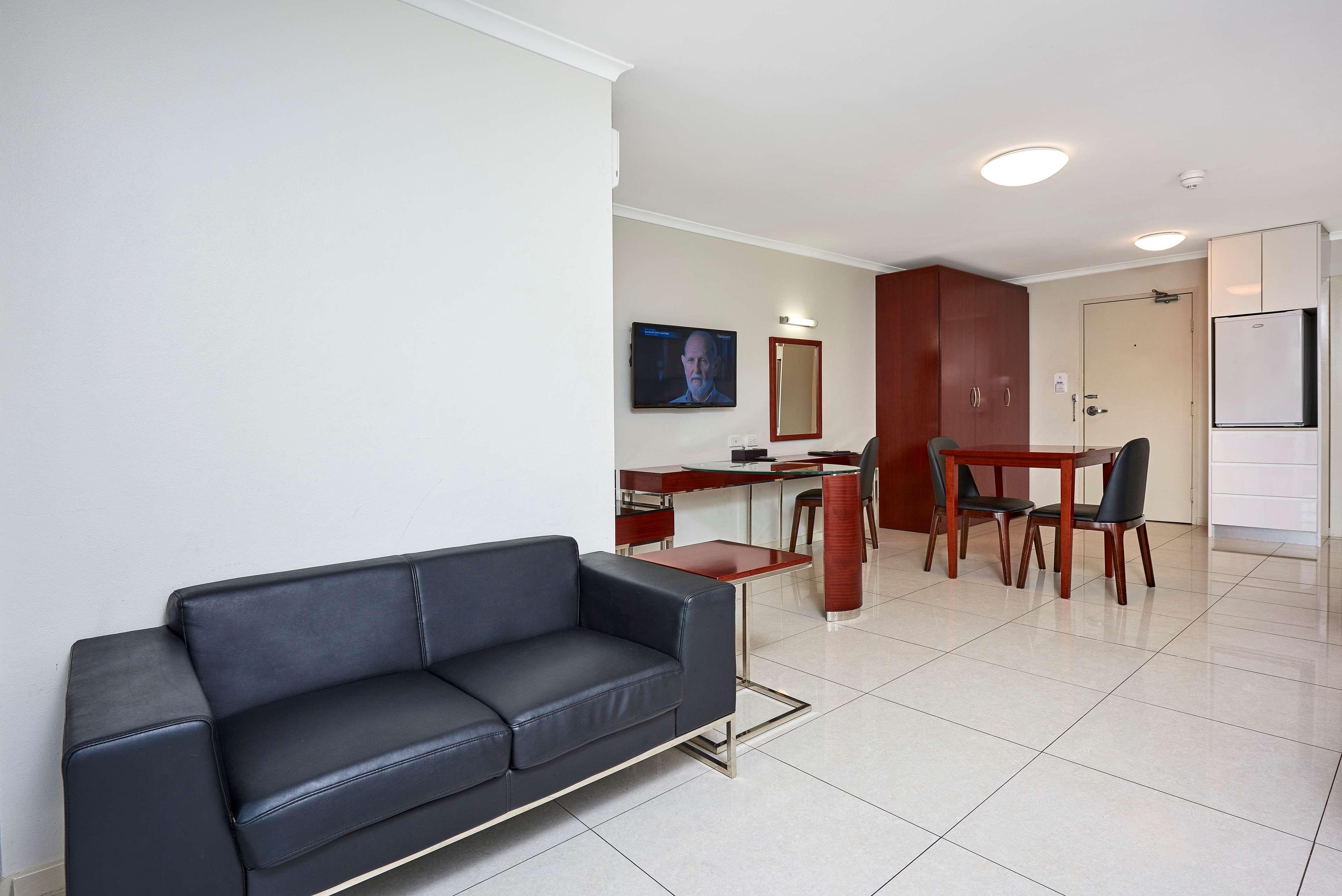 Best Western Casula Motor Inn Extérieur photo