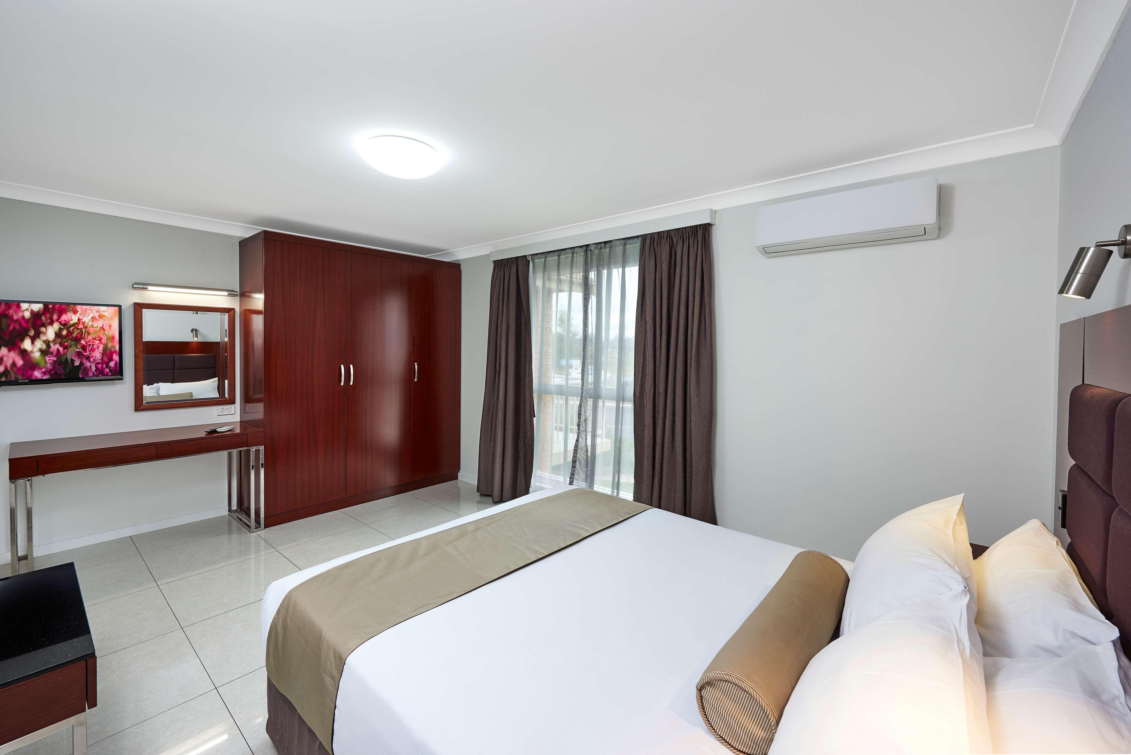 Best Western Casula Motor Inn Extérieur photo