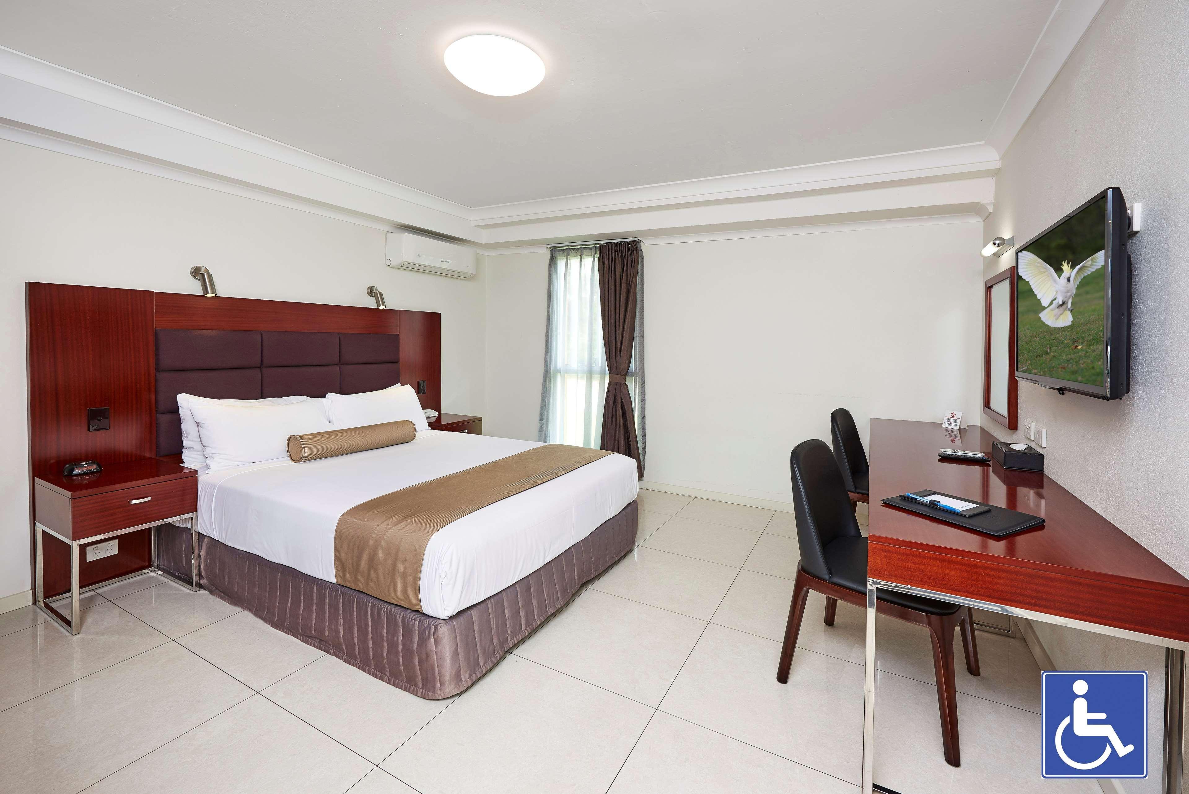 Best Western Casula Motor Inn Extérieur photo