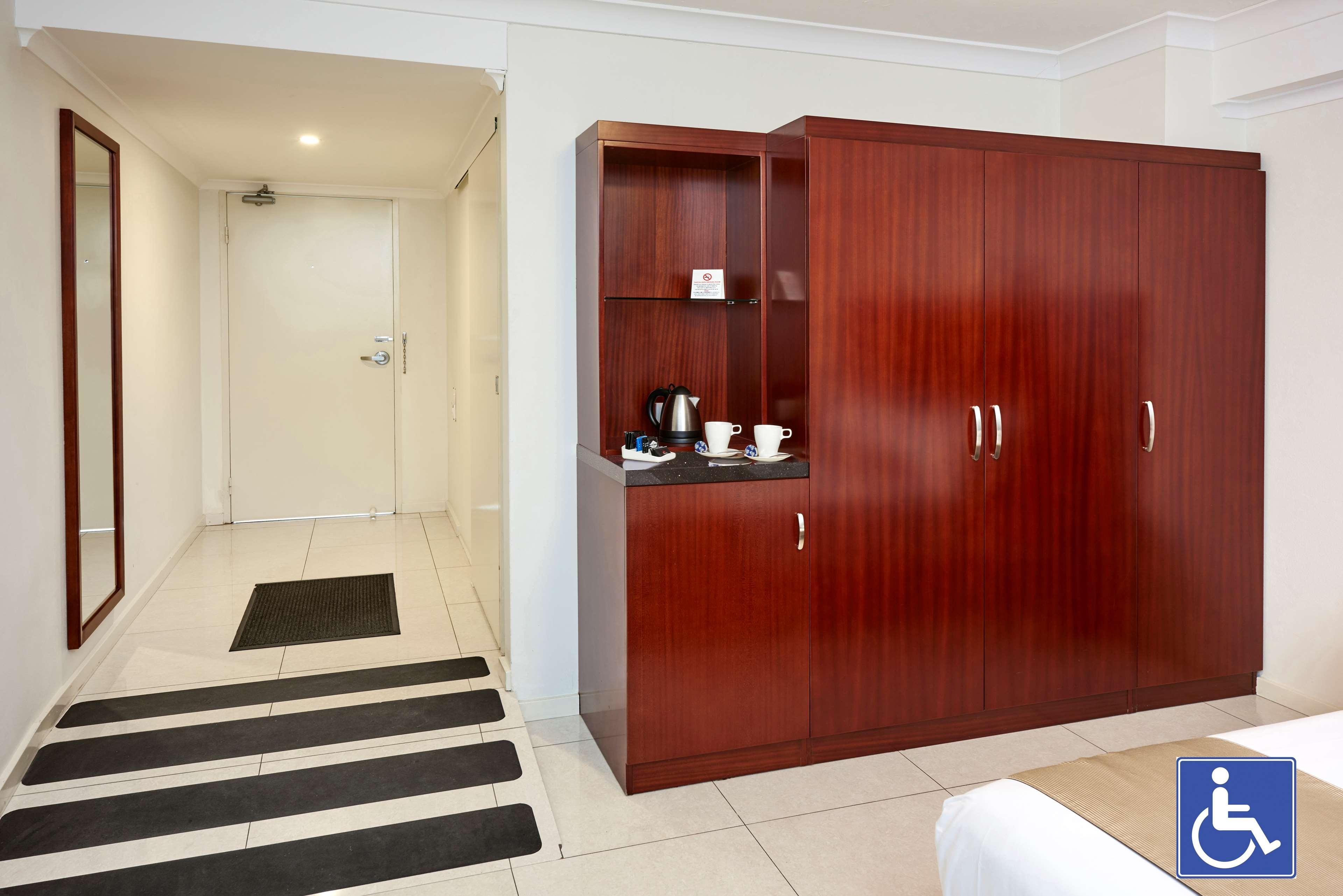 Best Western Casula Motor Inn Extérieur photo