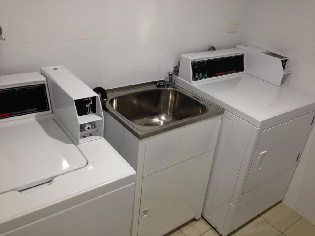 Best Western Casula Motor Inn Extérieur photo